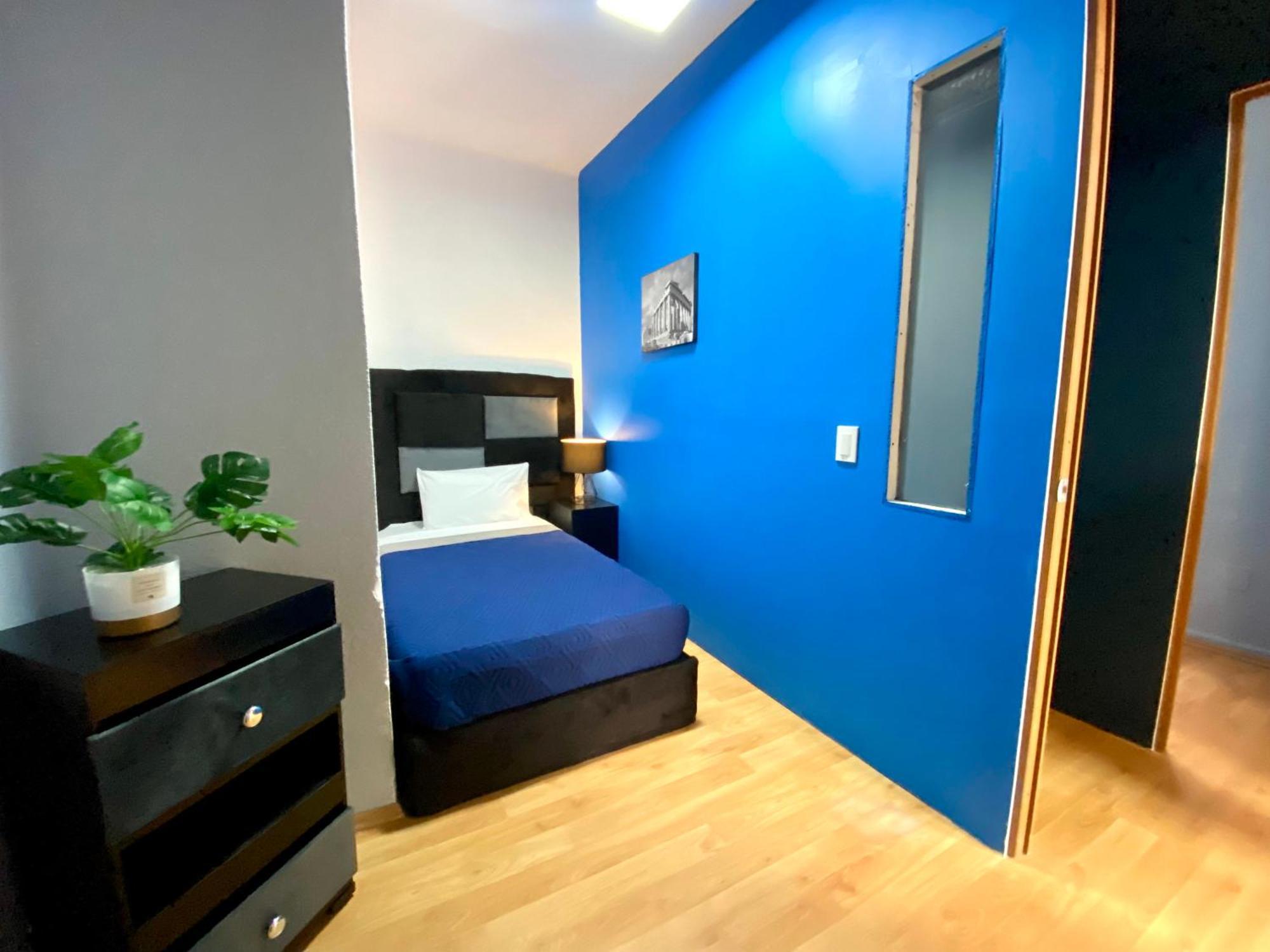 Roomies Hostel - World Trade Center Kota Meksiko Bagian luar foto